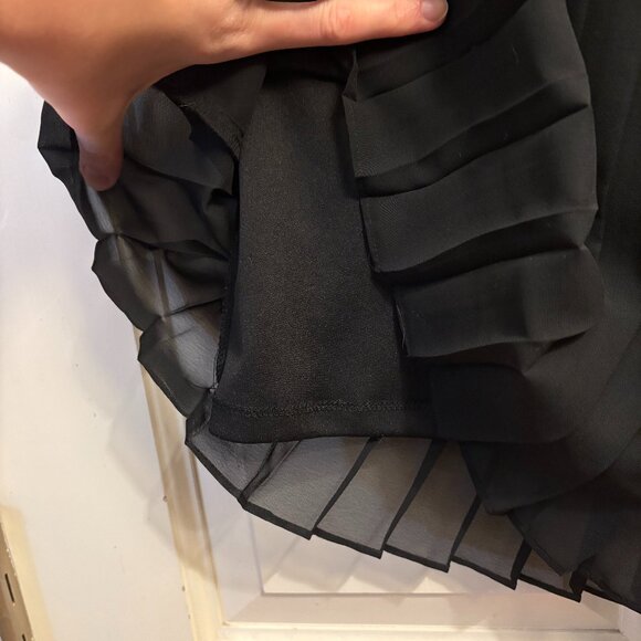 Urban Outfitters Sparkle & Fade Pleated Black Mini Skirt, Size M - Picture 4 of 6